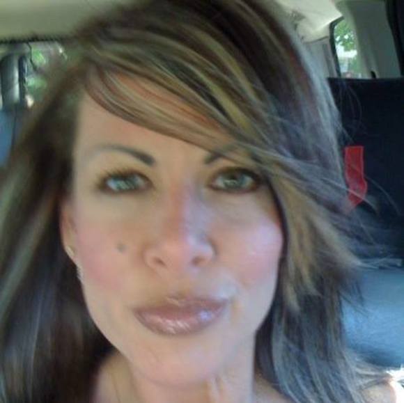 Meet your Posher, Suzy - Picture 1 of 1